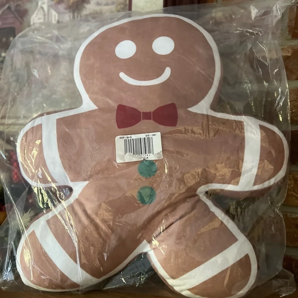 ❤️ Large 18” Gingerbread Man Christmas Holiday  Pillow Decor